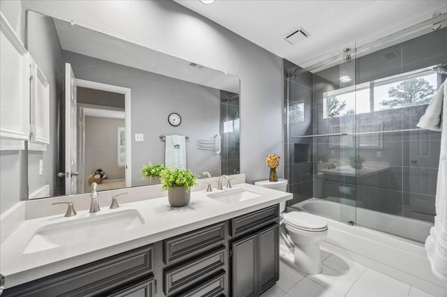 1506 S Gabriel River Circle, Sugar Land, TX 77478