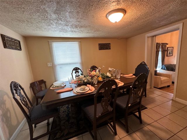 1035 Nadolney Street, Houston, TX 77015