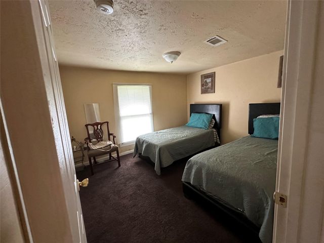 1035 Nadolney Street, Houston, TX 77015