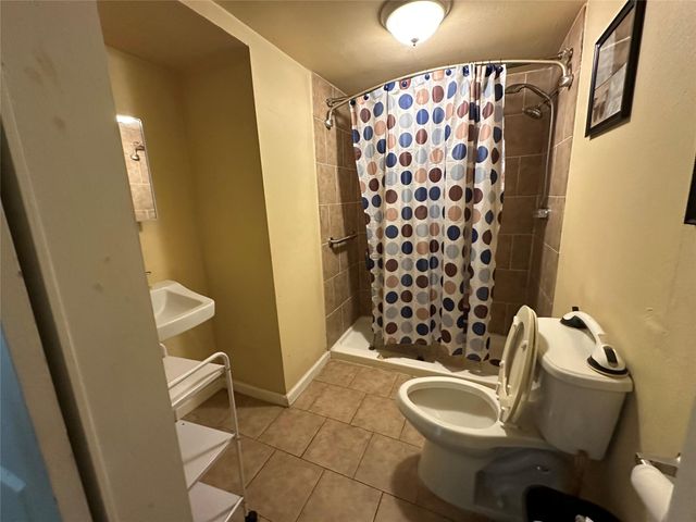 1035 Nadolney Street, Houston, TX 77015