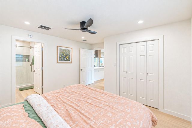 5326 De Lange Lane, Houston, TX 77092