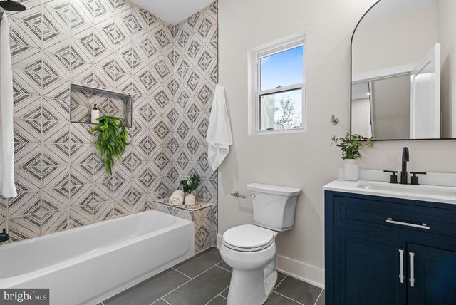 748 MCKEAN ST, Philadelphia, PA 19148