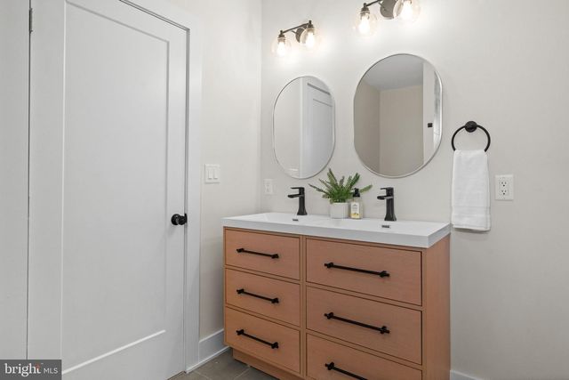 748 MCKEAN ST, Philadelphia, PA 19148