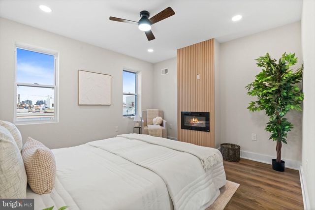 748 MCKEAN ST, Philadelphia, PA 19148