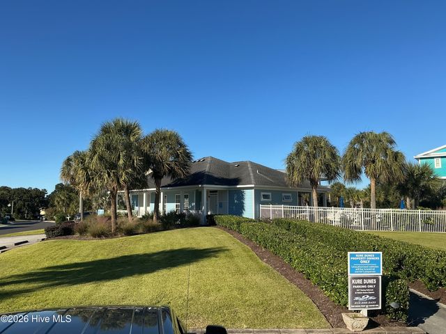 402 Fort Fisher Boulevard N, Kure Beach, NC 28449