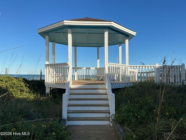 402 Fort Fisher Boulevard N, Kure Beach, NC 28449