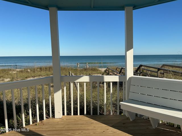 402 Fort Fisher Boulevard N, Kure Beach, NC 28449