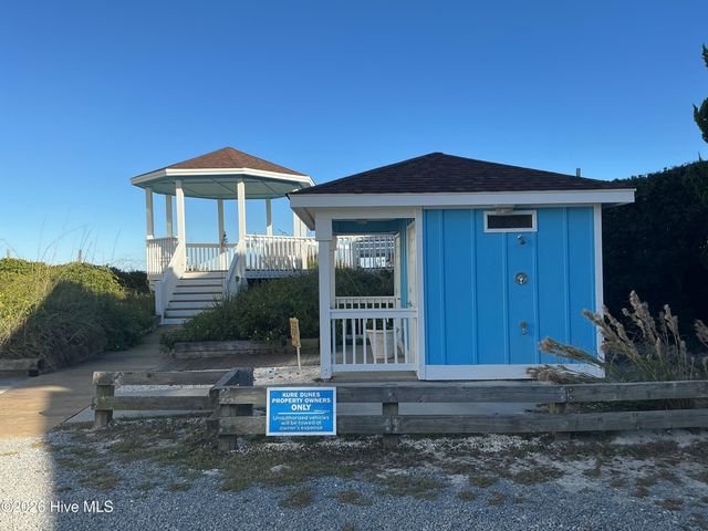 402 Fort Fisher Boulevard N, Kure Beach, NC 28449