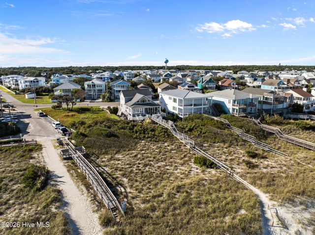 402 Fort Fisher Boulevard N, Kure Beach, NC 28449