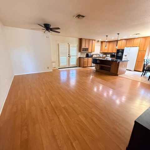 728 Agate Ave, Manteca, CA 95336