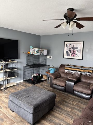 914 Hickory, Junction City, KS 66441