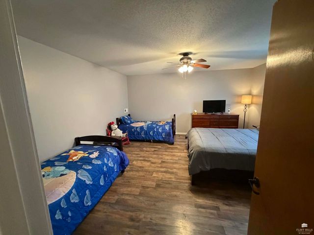 914 Hickory, Junction City, KS 66441