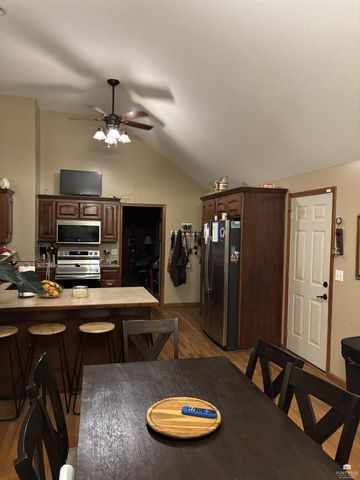 914 Hickory, Junction City, KS 66441