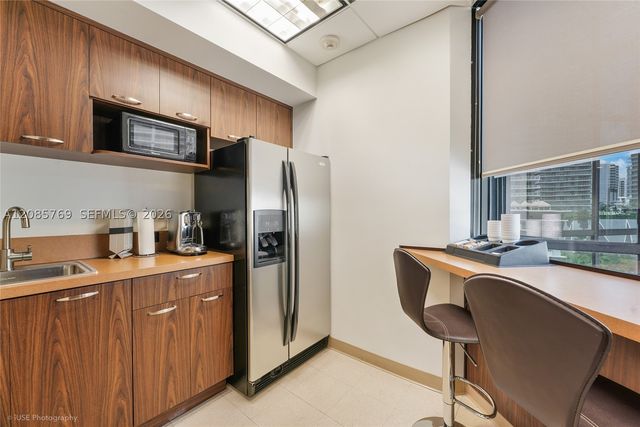 1200 Brickell Ave 860-A-B-C, Miami, FL 33131