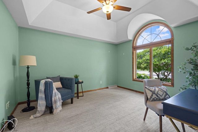 8045 SAQUARO COURT, Neenah, WI 54956