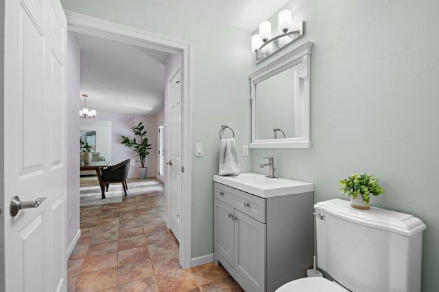 8045 SAQUARO COURT, Neenah, WI 54956
