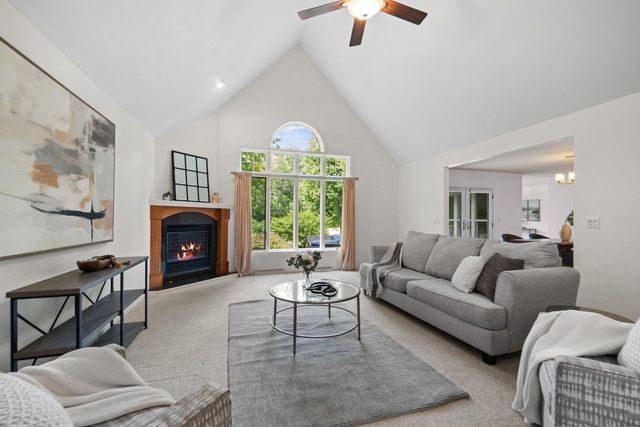 8045 SAQUARO COURT, Neenah, WI 54956
