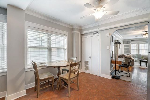 807 W 48th Street 204, Kansas City, MO 64112