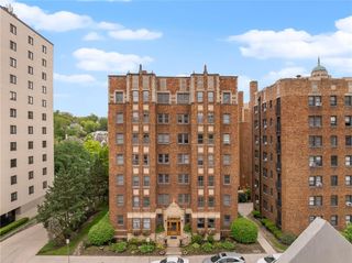 807 W 48th Street 204, Kansas City, MO 64112