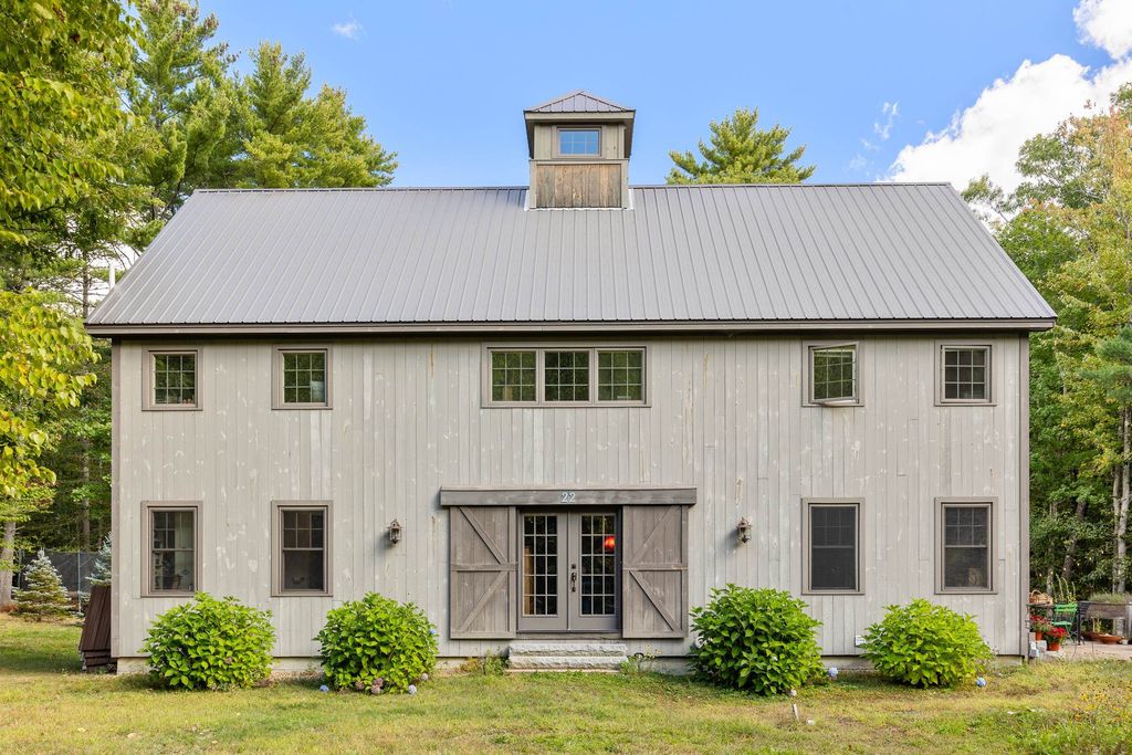 22 Bailey Drive, Strafford, NH 03884