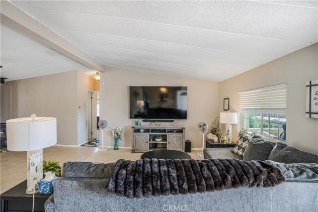 25210 Catalina, Murrieta, CA 92562
