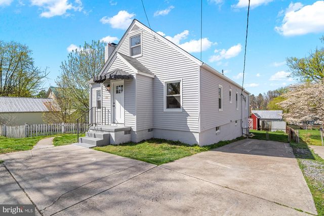 203 MONTGOMERY AVE, Mount Airy, MD 21771