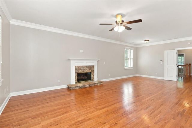 1442 Hedgewood Lane NW, Kennesaw, GA 30152