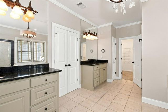 1442 Hedgewood Lane NW, Kennesaw, GA 30152