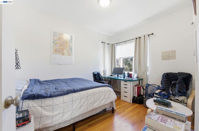 1682 Oxford St, Berkeley, CA 94709