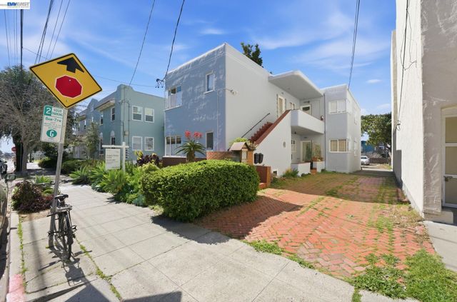 1682 Oxford St, Berkeley, CA 94709