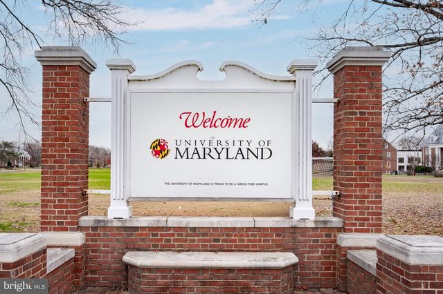 7507 DOVER LN, Lanham, MD 20706