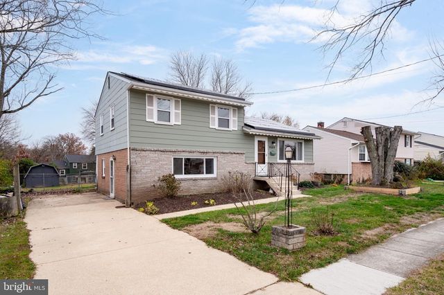 7507 DOVER LN, Lanham, MD 20706