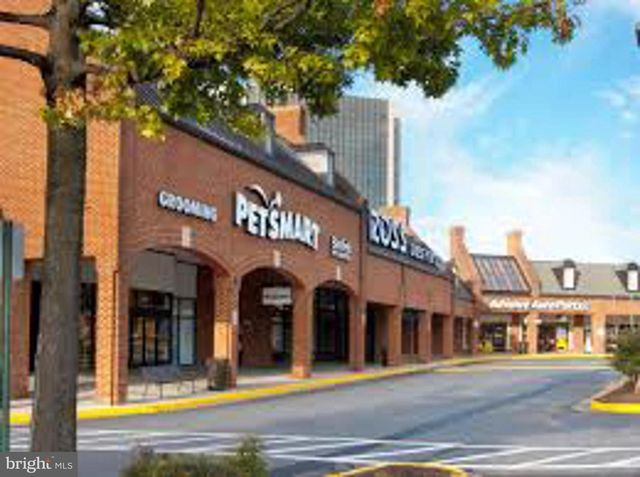 7507 DOVER LN, Lanham, MD 20706