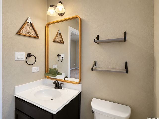 8623 Pinto Cyn, San Antonio, TX 78254