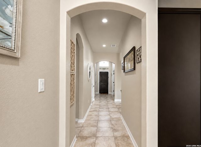 8623 Pinto Cyn, San Antonio, TX 78254