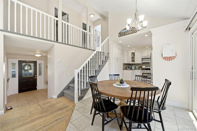 634 Morrison Street, Babylon, NY 11702