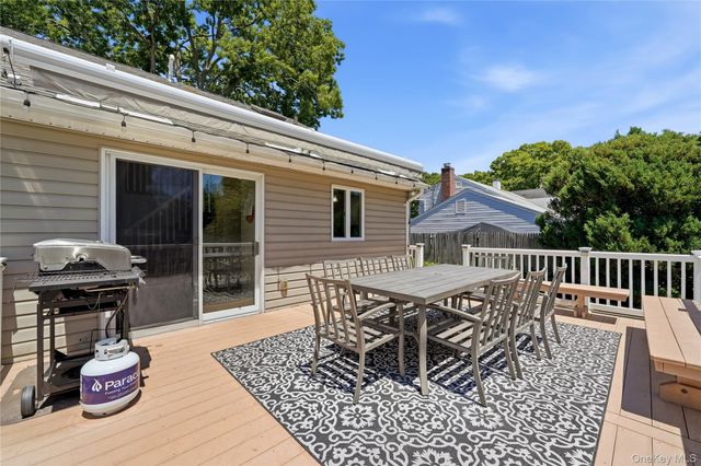 634 Morrison Street, Babylon, NY 11702
