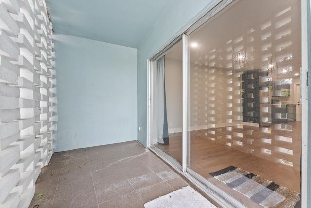 1500 CRESCENT Circle A14, Lake Park, FL 33403