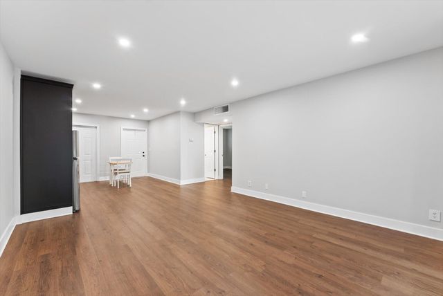 1500 CRESCENT Circle A14, Lake Park, FL 33403