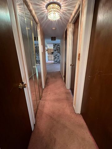 8210 Elmwood Avenue 403, Skokie, IL 60077