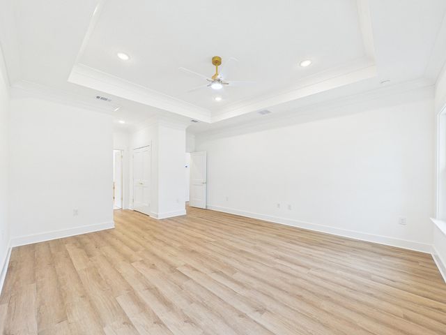 324 Hillcrest Avenue, Valparaiso, FL 32580