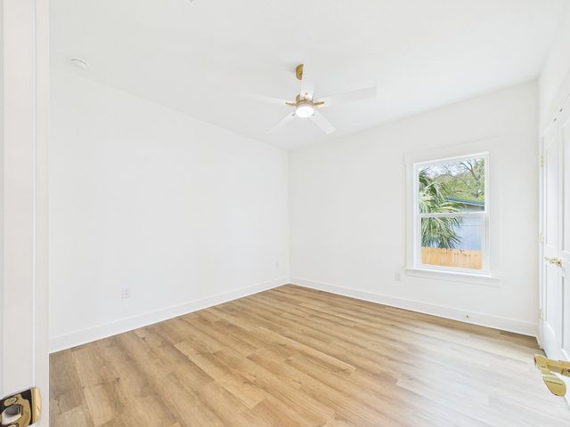 324 Hillcrest Avenue, Valparaiso, FL 32580