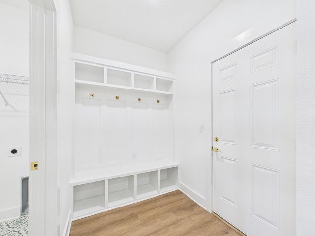 324 Hillcrest Avenue, Valparaiso, FL 32580