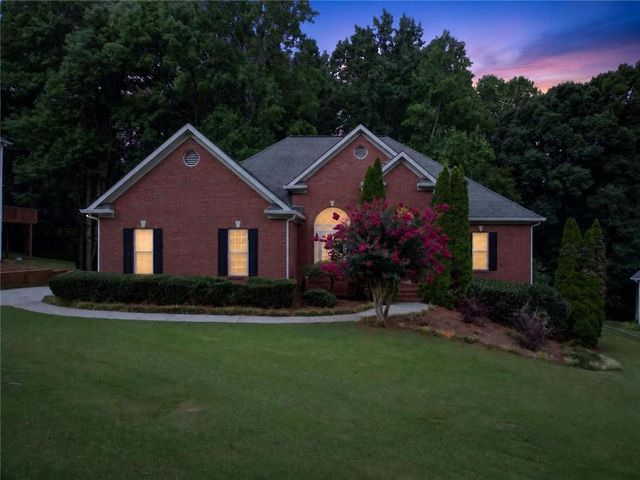 1270 Harvest Lane, Hoschton, GA 30548