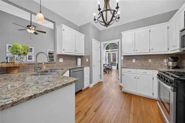 1270 Harvest Lane, Hoschton, GA 30548
