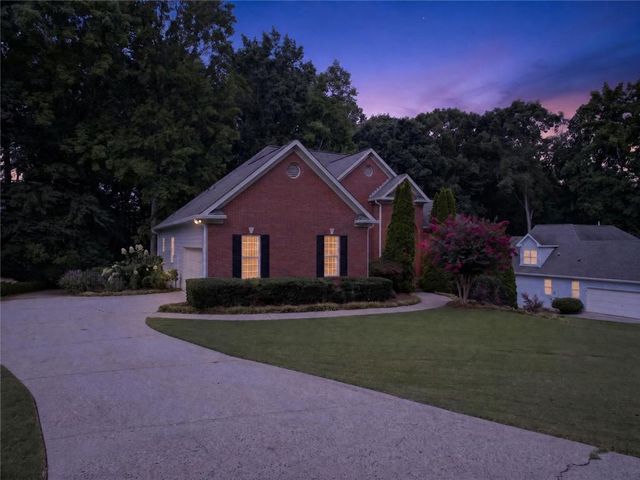 1270 Harvest Lane, Hoschton, GA 30548