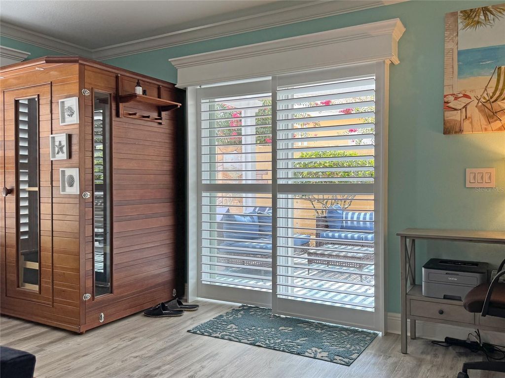 Image 10 of property listing at 896 RADCLIFE BEREA PLACE, The Villages, FL 32162