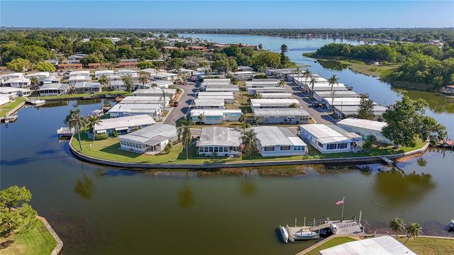 10178 N LAKE DRIVE 45, Largo, FL 33773