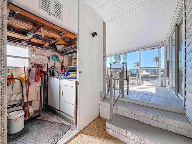 10178 N LAKE DRIVE 45, Largo, FL 33773