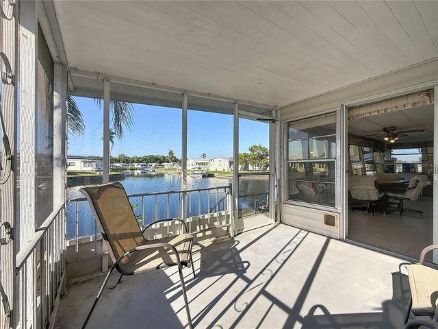 10178 N LAKE DRIVE 45, Largo, FL 33773